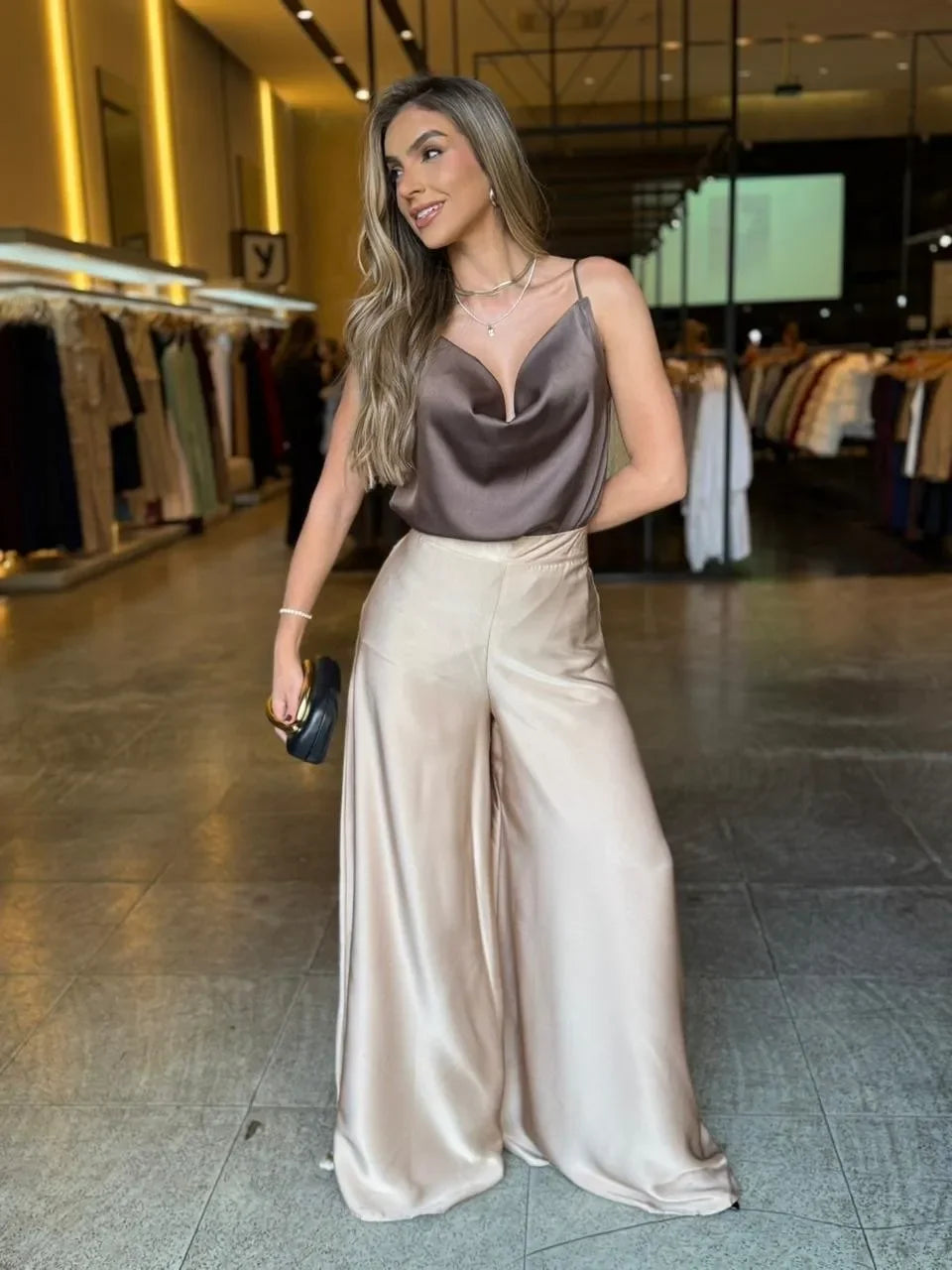 Calça Pantalona Cetim