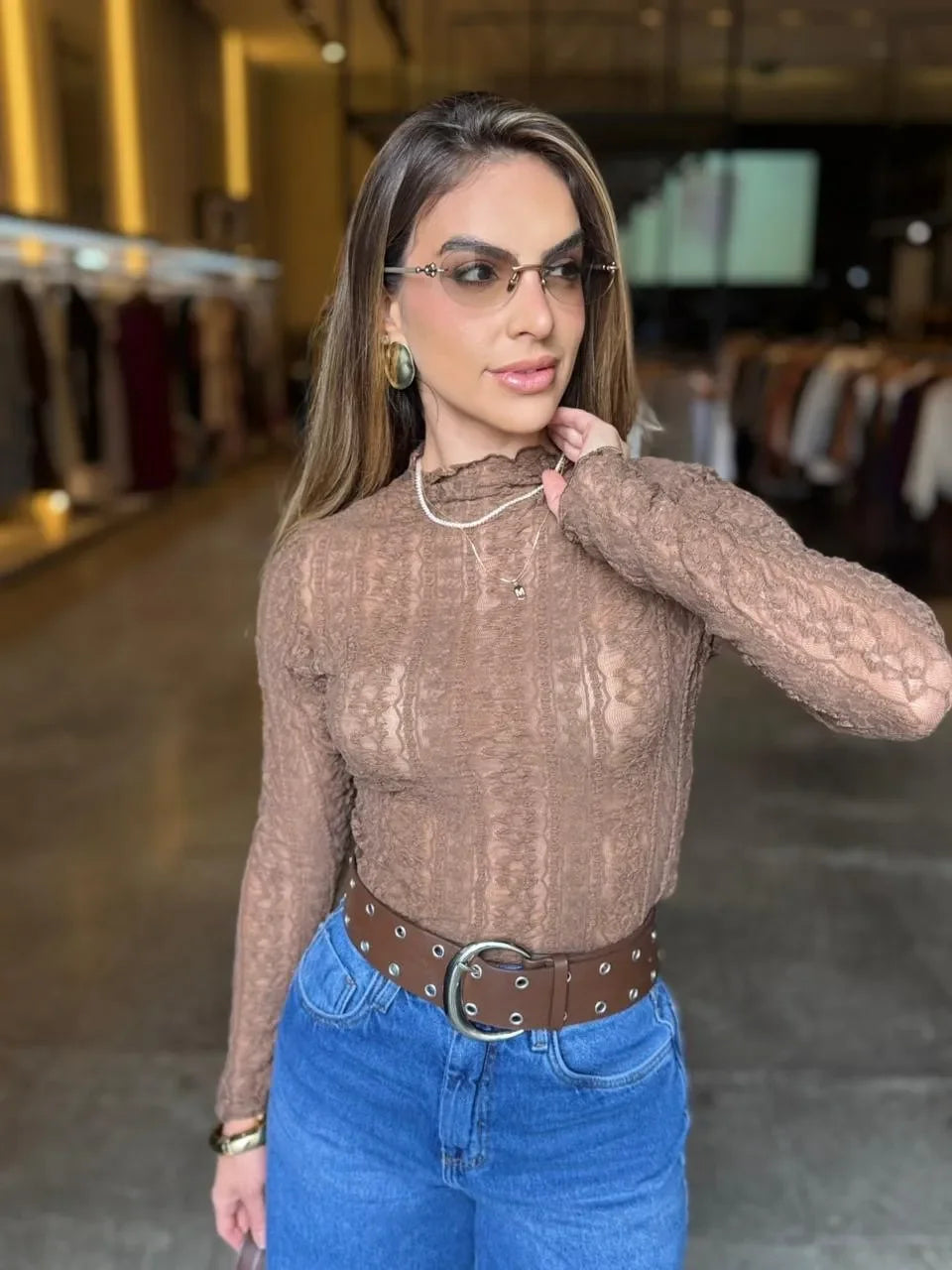 Blusa Renda Manga Longa