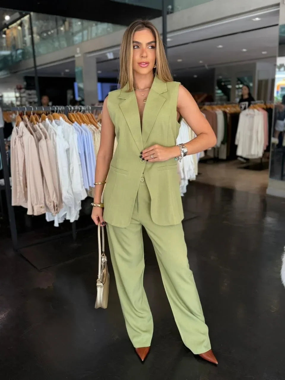 Conjunto Feminino Max Colete e Pantalona
